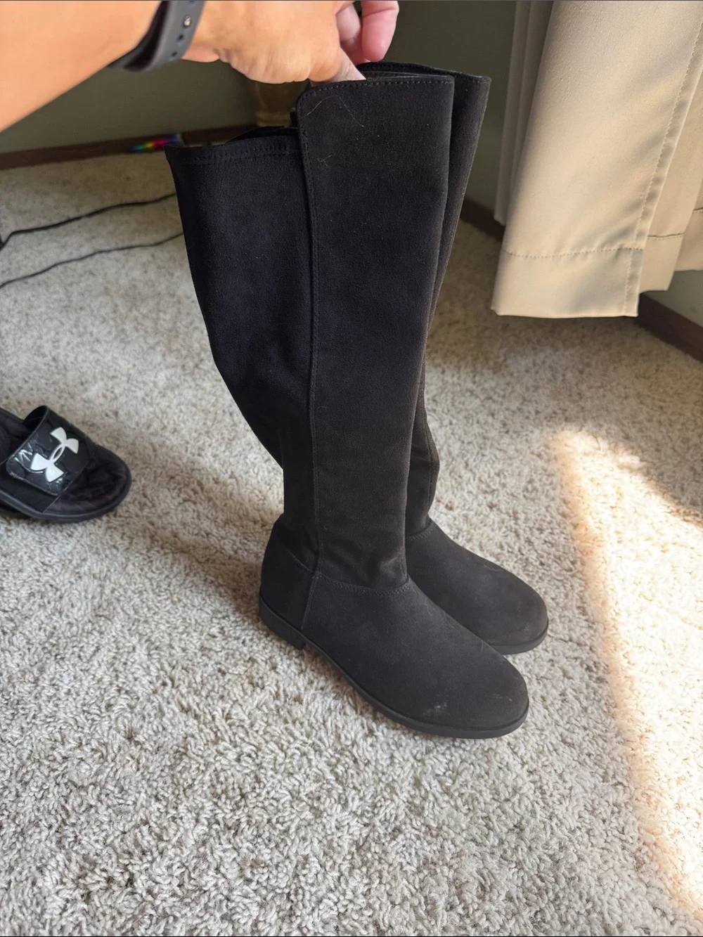 Classic Black Knee-High Girl’s Boots